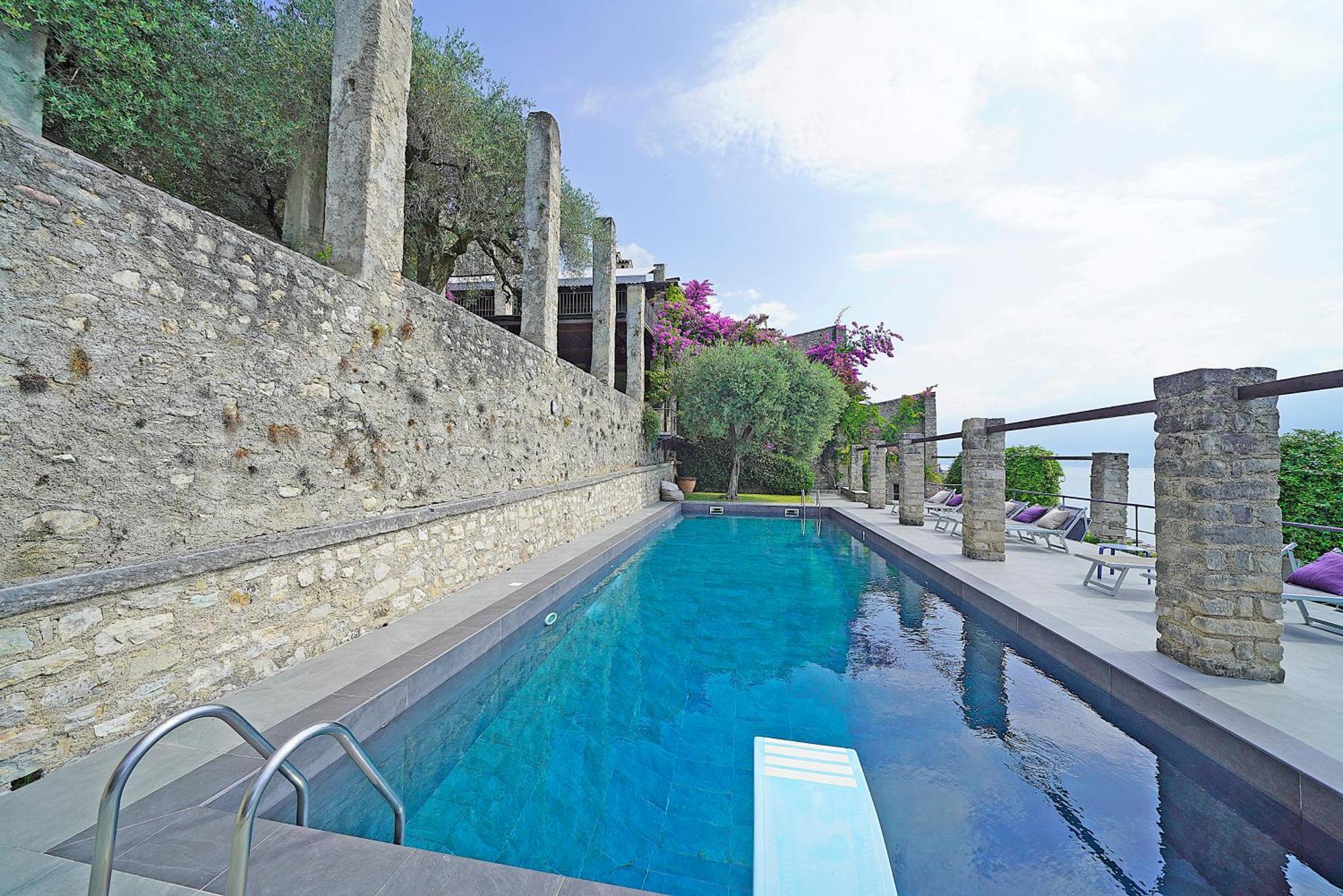 Villa Rachele: Stunning Luxury Villa In Centre Gargnano With Private Pool And Breathtaking Views Bagian luar foto