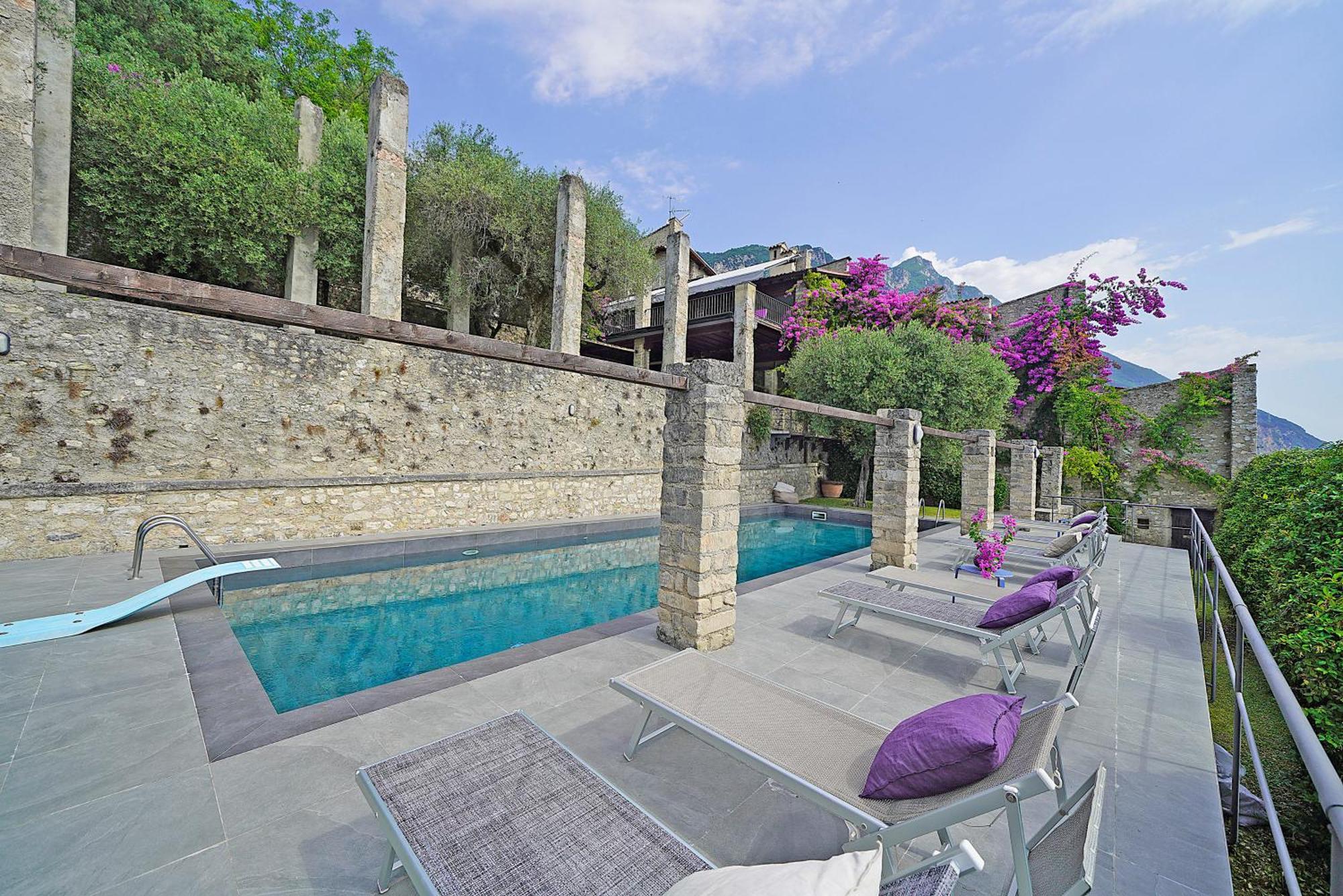 Villa Rachele: Stunning Luxury Villa In Centre Gargnano With Private Pool And Breathtaking Views Bagian luar foto