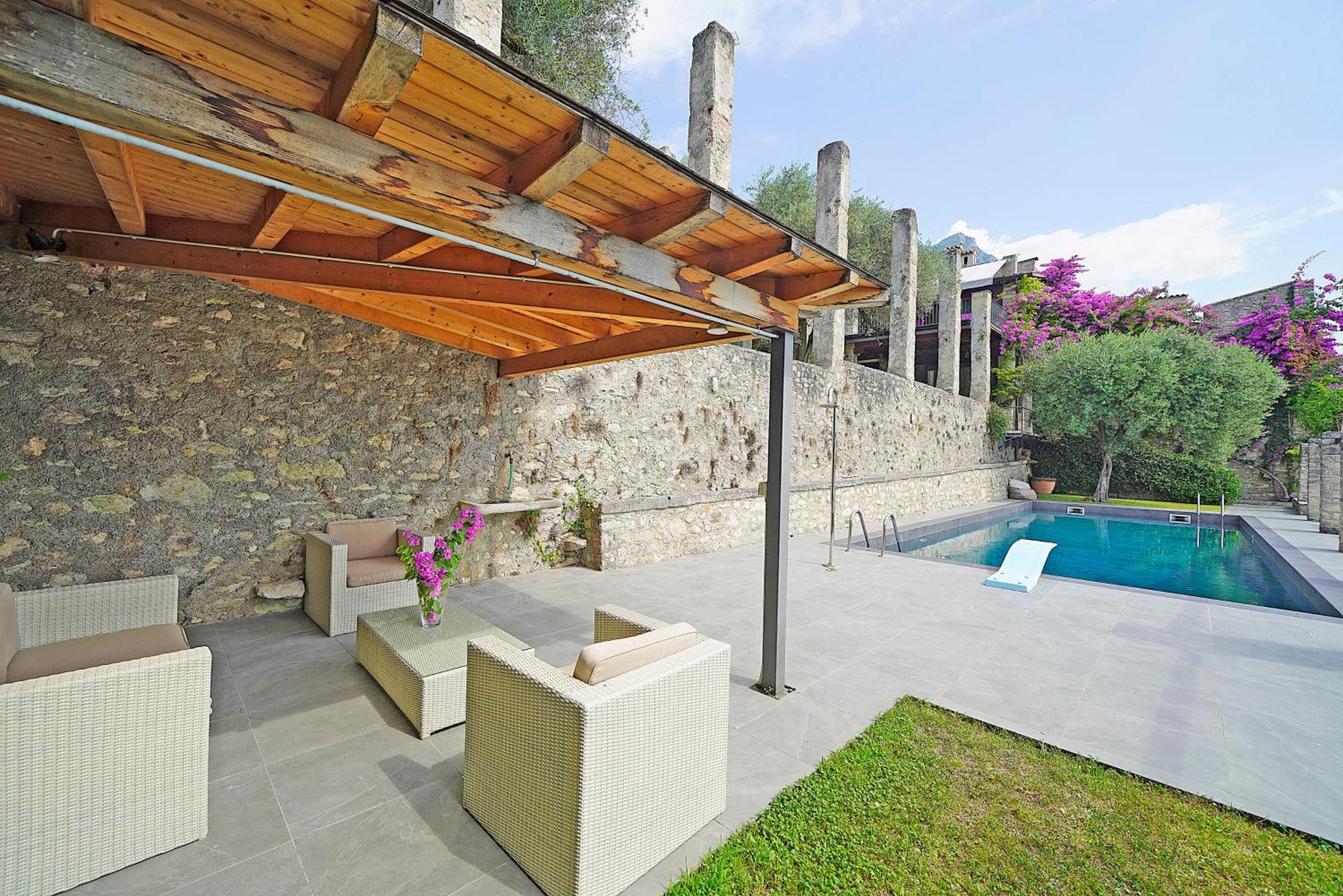 Villa Rachele: Stunning Luxury Villa In Centre Gargnano With Private Pool And Breathtaking Views Bagian luar foto