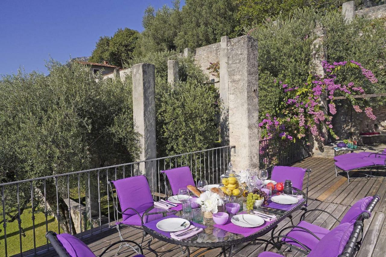 Villa Rachele: Stunning Luxury Villa In Centre Gargnano With Private Pool And Breathtaking Views Bagian luar foto